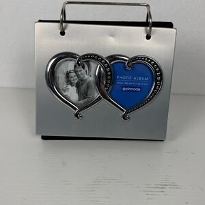 Pinnacle Double Heart Photo Album 4x6 Holds 48 Photos Silver Wedding Love Gift
